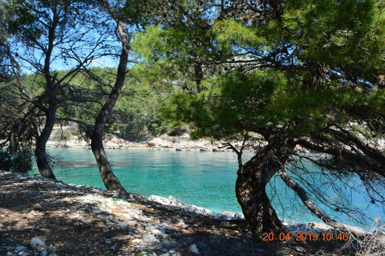Sealodge - Luxe Villa, Private Pool, Mooring, Parking, Sea & Mountain View, At 150 M From Idyllic Private Beach Rogač Εξωτερικό φωτογραφία