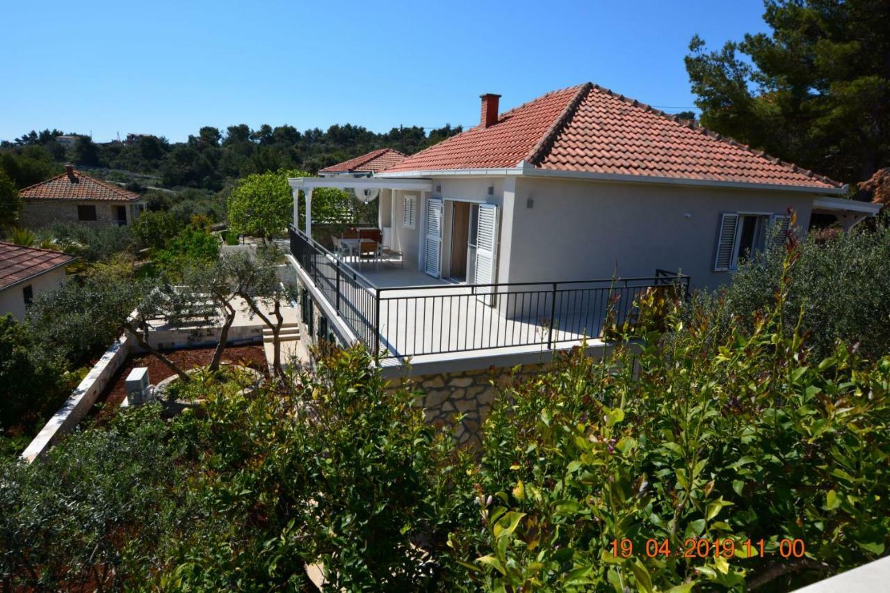 Sealodge - Luxe Villa, Private Pool, Mooring, Parking, Sea & Mountain View, At 150 M From Idyllic Private Beach Rogač Εξωτερικό φωτογραφία
