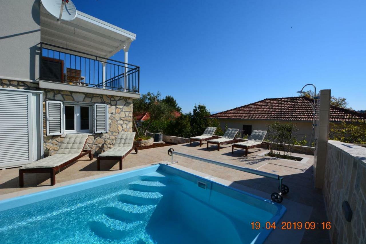 Sealodge - Luxe Villa, Private Pool, Mooring, Parking, Sea & Mountain View, At 150 M From Idyllic Private Beach Rogač Εξωτερικό φωτογραφία