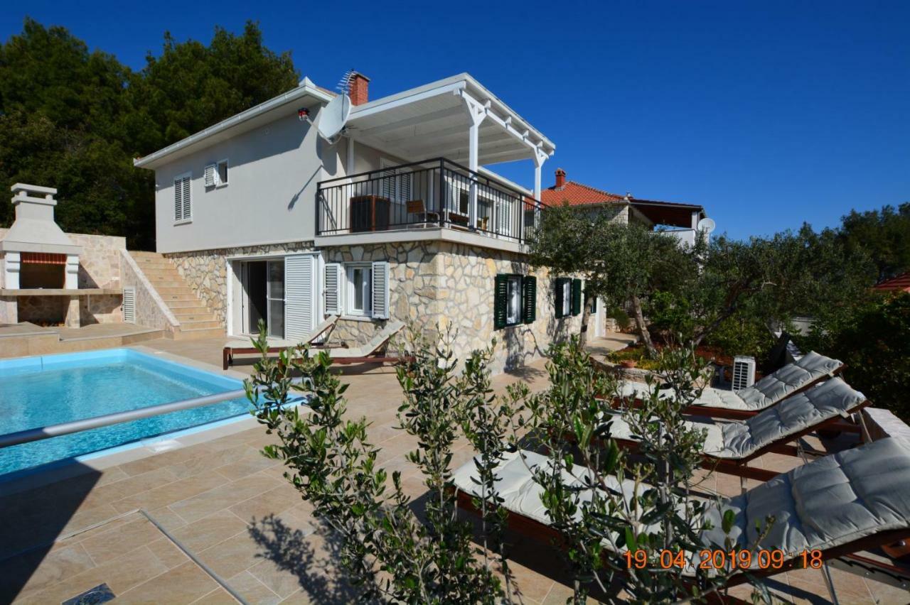 Sealodge - Luxe Villa, Private Pool, Mooring, Parking, Sea & Mountain View, At 150 M From Idyllic Private Beach Rogač Εξωτερικό φωτογραφία