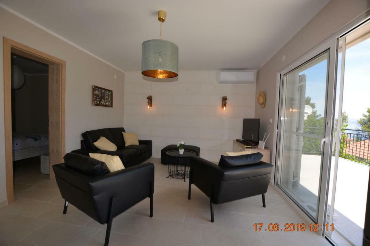 Sealodge - Luxe Villa, Private Pool, Mooring, Parking, Sea & Mountain View, At 150 M From Idyllic Private Beach Rogač Εξωτερικό φωτογραφία