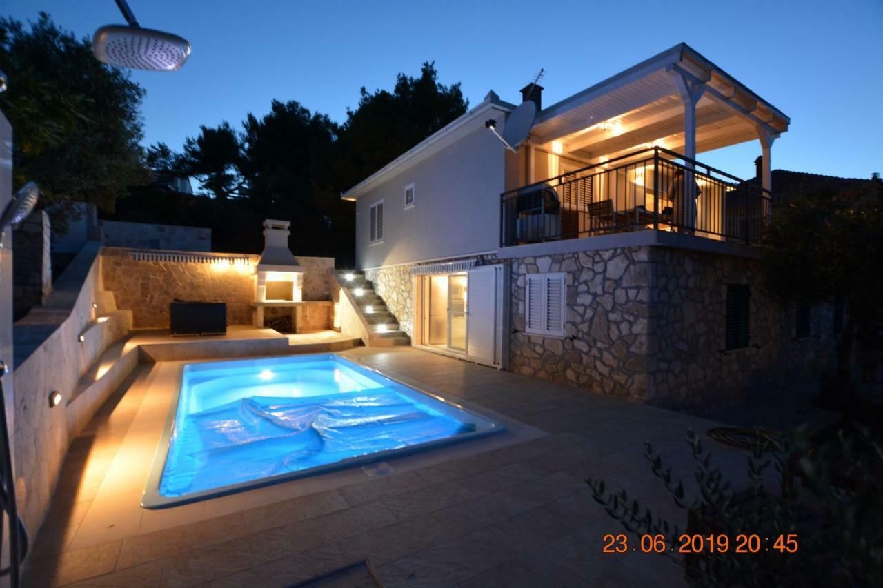 Sealodge - Luxe Villa, Private Pool, Mooring, Parking, Sea & Mountain View, At 150 M From Idyllic Private Beach Rogač Εξωτερικό φωτογραφία