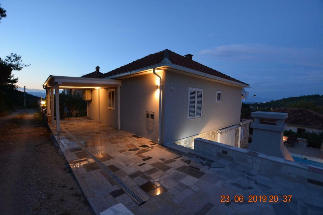 Sealodge - Luxe Villa, Private Pool, Mooring, Parking, Sea & Mountain View, At 150 M From Idyllic Private Beach Rogač Εξωτερικό φωτογραφία