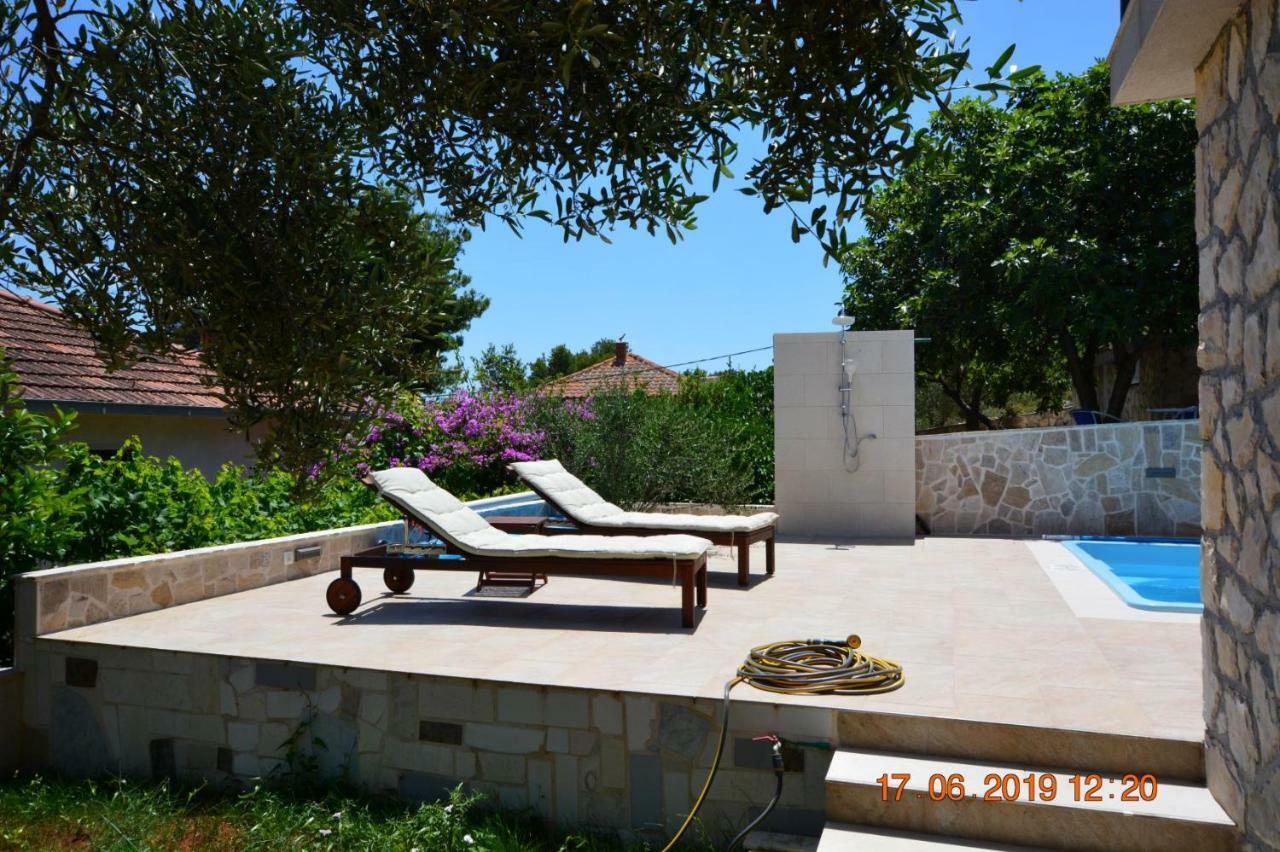 Sealodge - Luxe Villa, Private Pool, Mooring, Parking, Sea & Mountain View, At 150 M From Idyllic Private Beach Rogač Εξωτερικό φωτογραφία